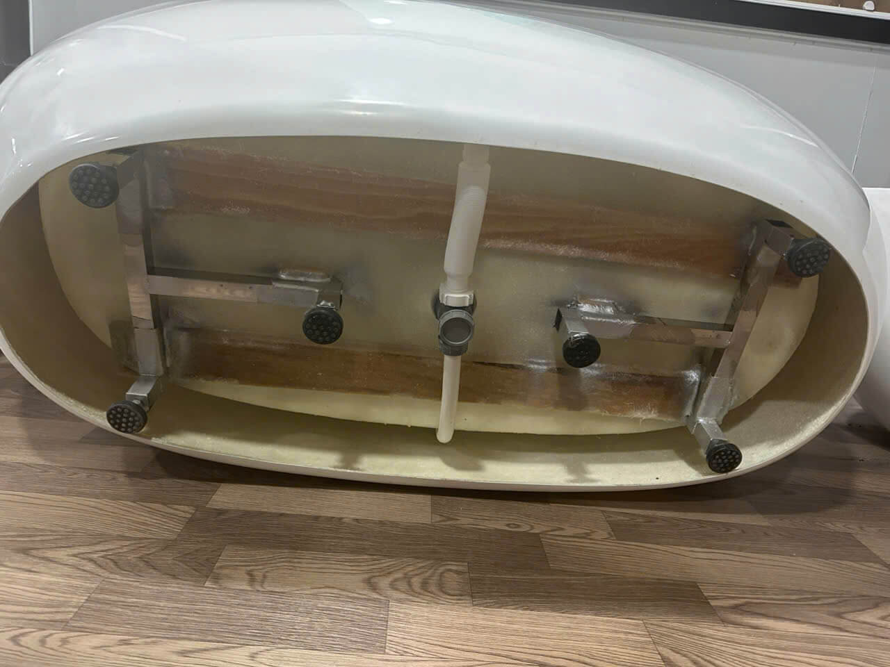 Minh họa sự cố trao đổi thông tin không trực quan về chiều bồn tắm