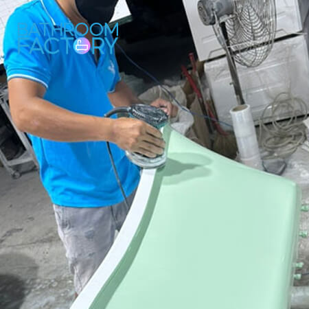 Công đoạn vệ sinh và kiểm tra chất lượng (QC)